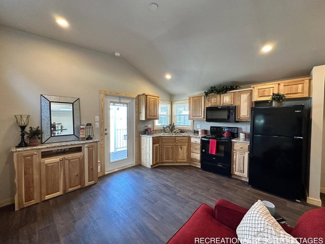 Premier 1Bed - 1Bath 399sf - Image 4